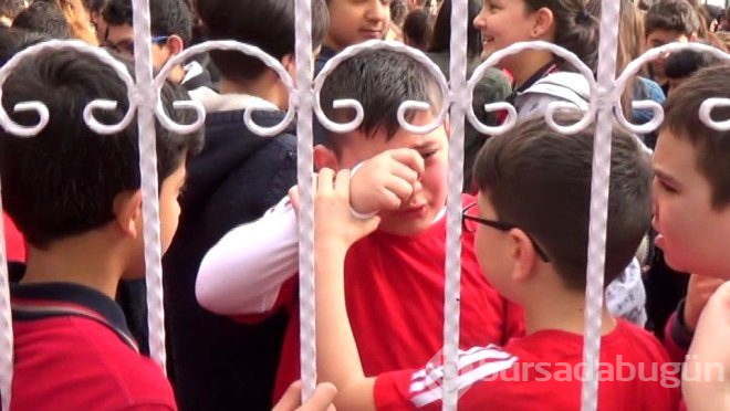 Evleri yerle bir etti! işte 5,5 şiddetindeki depremden sonra ilk görüntüler