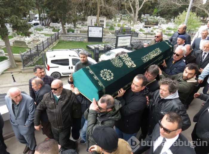 Usta oyuncu Ümit Yesin son yolculuğuna uğurlandı