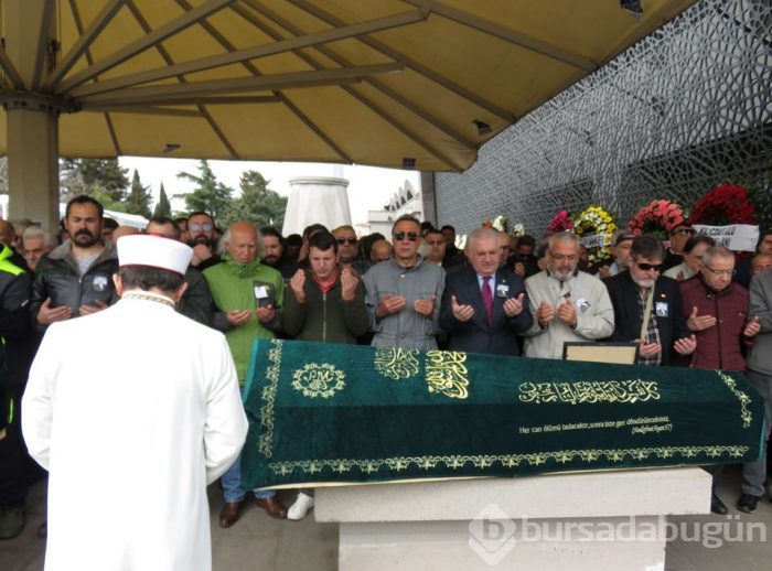 Usta oyuncu Ümit Yesin son yolculuğuna uğurlandı