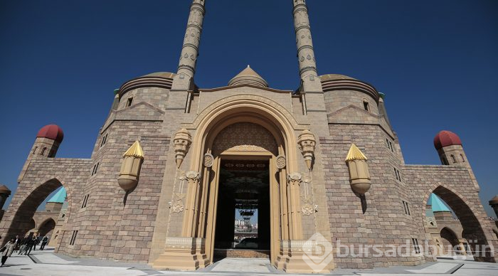 Avrupa'nın en büyük tema parkı "Wonderland Eurasia" açıldı
