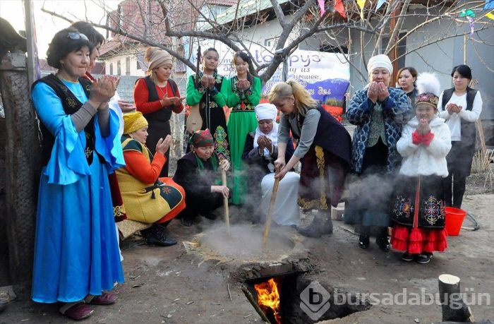 Kırgızlar'da yüzyıllardır devam eden Nevruz Bayramı geleneği sümölök