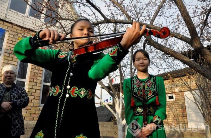Kırgızlar'da yüzyıllardır devam eden Nevruz Bayramı geleneği sümölök