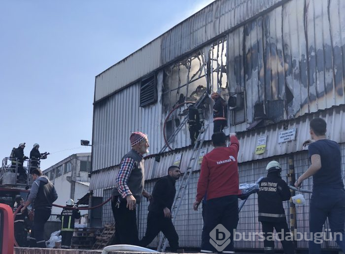 Bursa'da tekstil fabrikasında korkutan yangın	