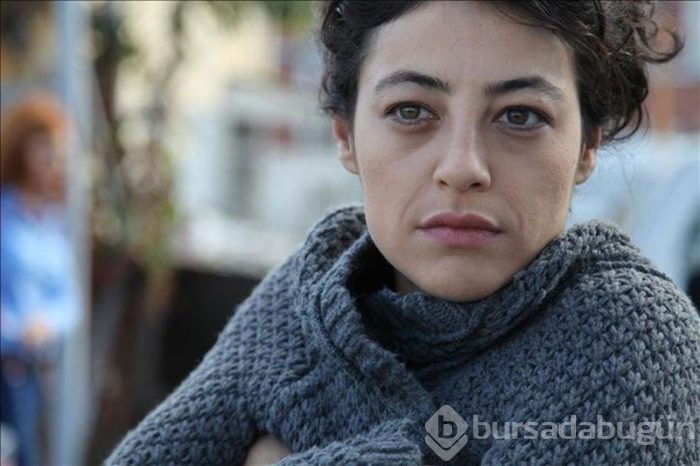 Ertan Saban Avlu'da (Avlu oyuncu kadrosu ve detaylar)
