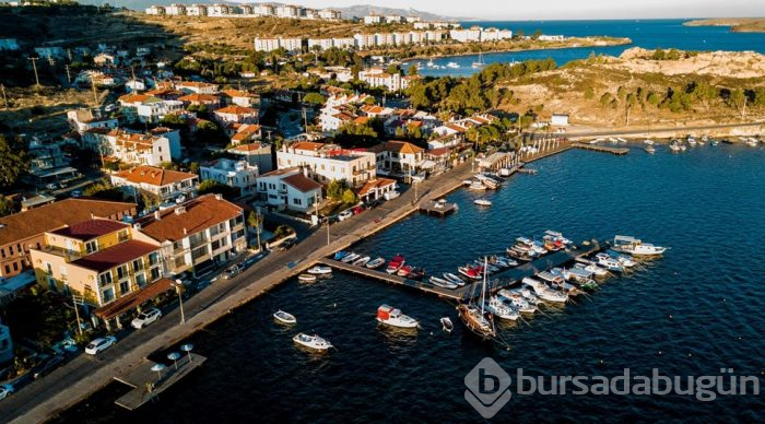 Ege'nin sevimli sahil kasabası Foça'da görsel şölen