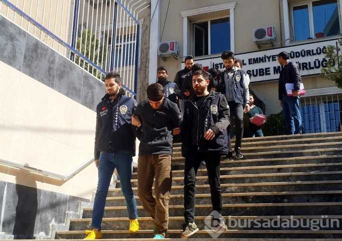 İlhan Şeşen'in evinde şok görüntü!
