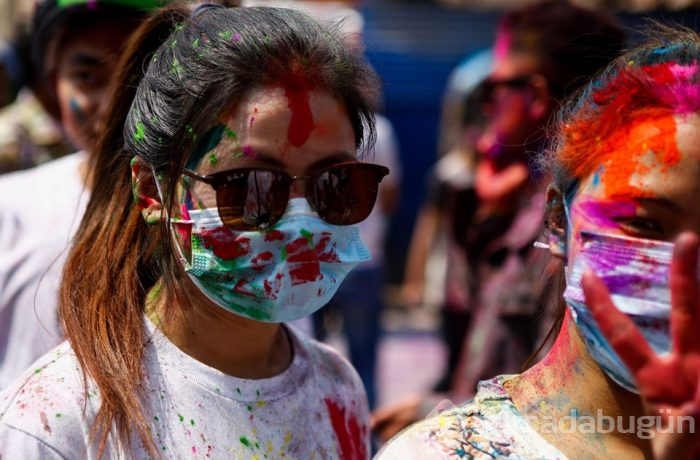 Nepal'de Holi Festivali