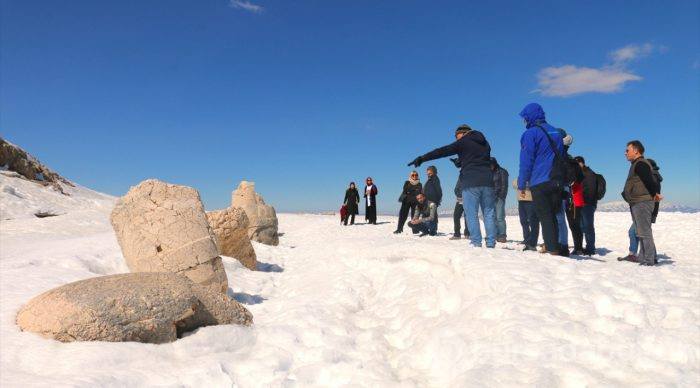 "Dünya mirası" Nemrut sezonu açtı
