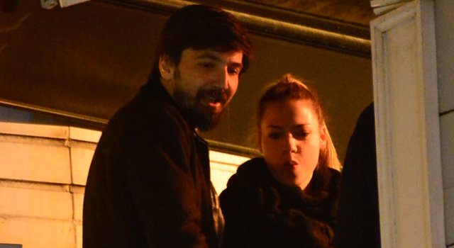 Tolga Zengin'in balkon romantizmi
