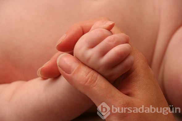 Göbek kordonunun geç kesilmesi için 6 neden (Göbek kordonu hemen kesilmeli mi?)
