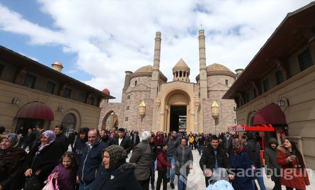 Wonderland Eurasia'ya 4 Günde 1 Milyon 700 Bin Kişi Gitti
