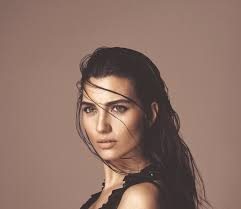 Tuba Büyüküstün: Mesaj yazıyorum, kafam karışmasın
