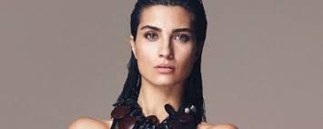 Tuba Büyüküstün: Mesaj yazıyorum, kafam karışmasın
