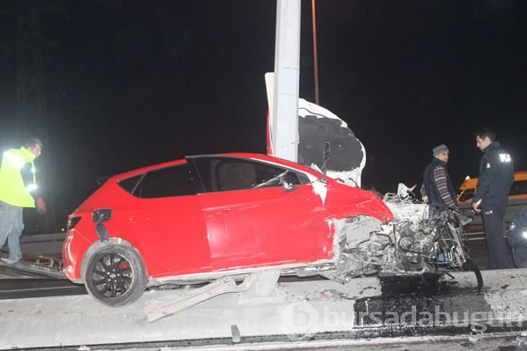 Esenyurt'ta feci kaza: 1'i polis, 3 yaralı

