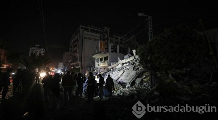 Ateşkese rağmen İsrail Gazze'yi vurmaya devam etti
