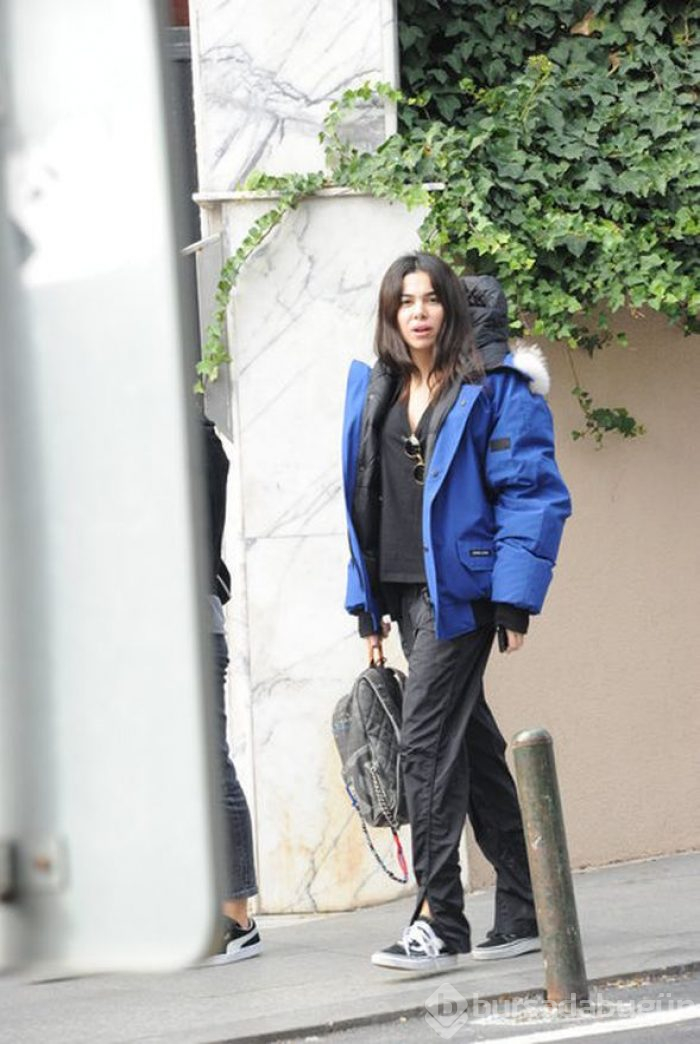 Asena Atalay, Instagram'da para kazanmaya başladı
