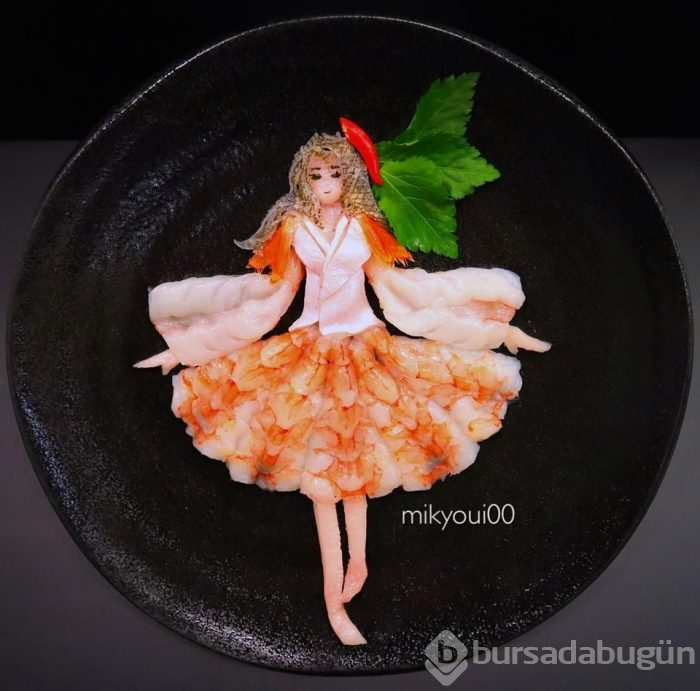 Sanat eserine dönüştürülen yemek tabakları