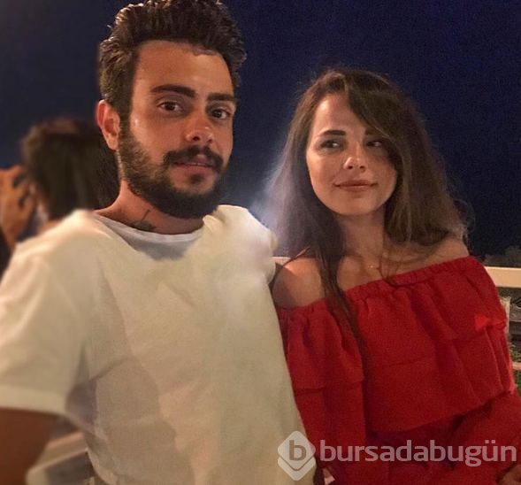 Tuğba Erkoçlar eşinin doğum gününü kutladı
