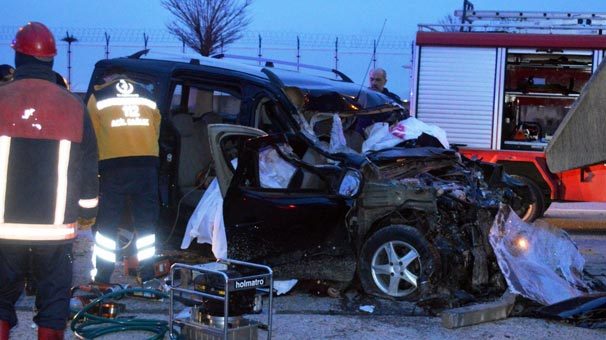 Başkent'te feci kaza: 4 ölü, 1 yaralı
