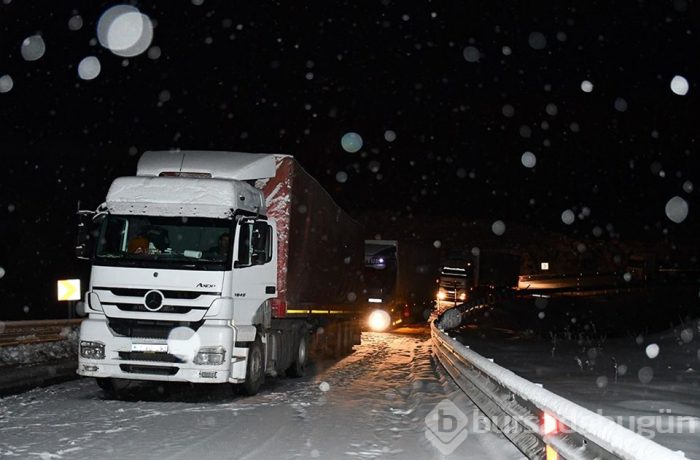 Tendürek baharda da geçit vermiyor