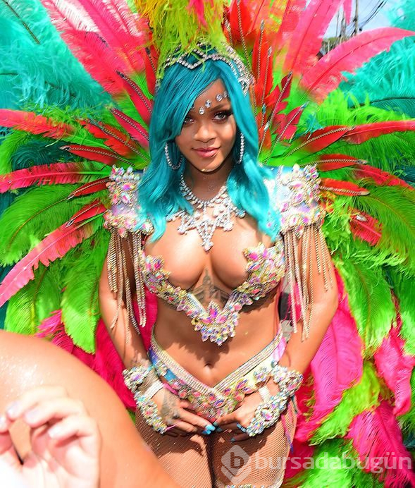 Rihanna milyarder Arap iş insanı sevgilisiyle mi evleniyor?
