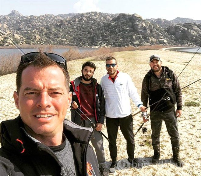 Acun medya'yı bırakan Alp Kırşan bakın şimdi ne yapıyor 
