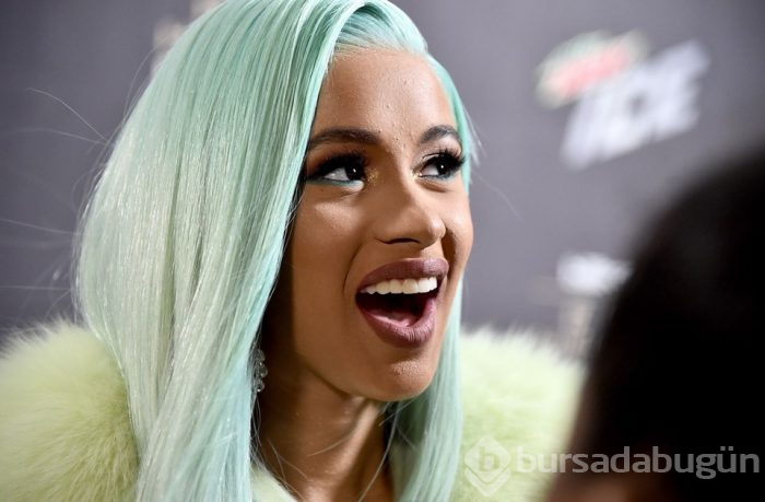 Cardi B hırsızlık suçundan cezalandırılmalı mı?