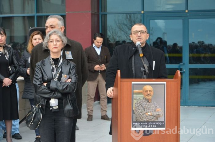 Bedenini öğrencileri için bağışladı
