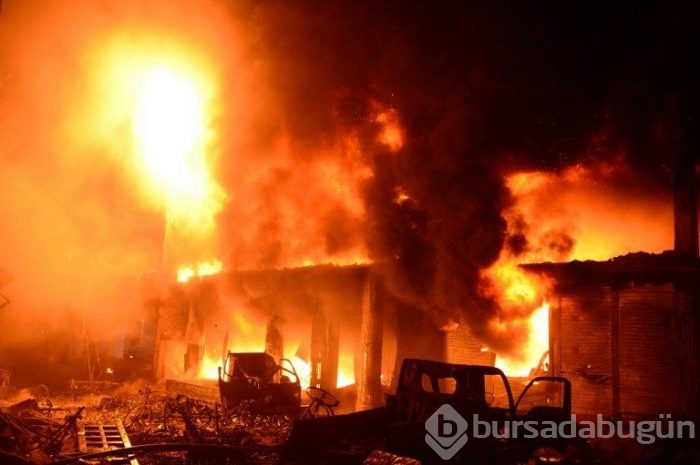 Bangladeş'te tarihi bölgede yangın: 69 ölü