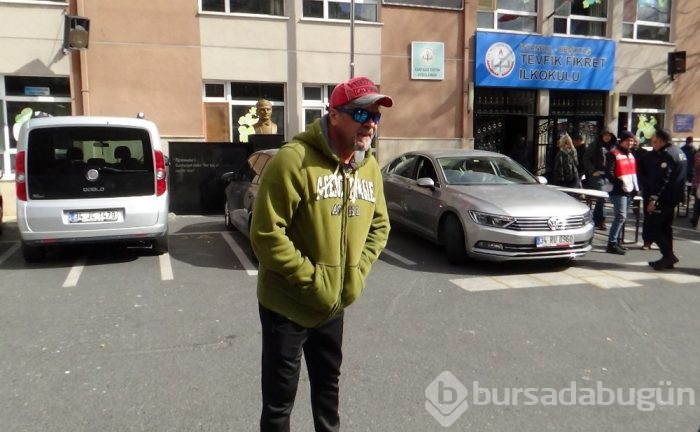 Ünlü isimler de sandık başındaydı!
