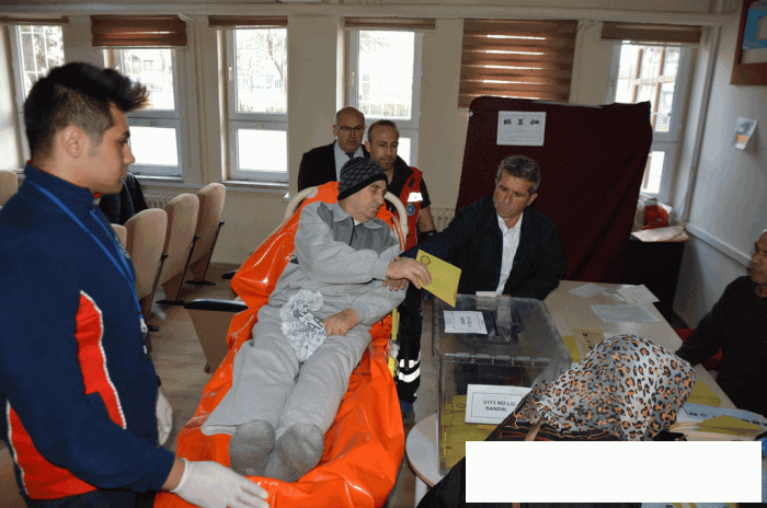 Yerel seçimler Bursa'da böyle geçti