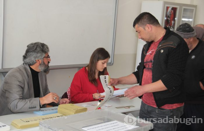 Yerel seçimler Bursa'da böyle geçti