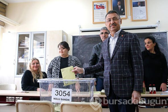 Siyasiler oyunu kullandı
