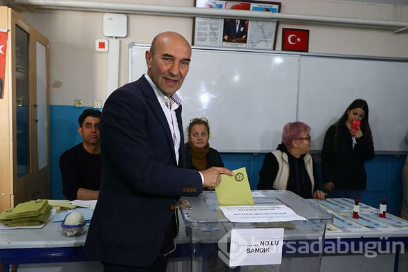 Siyasiler oyunu kullandı
