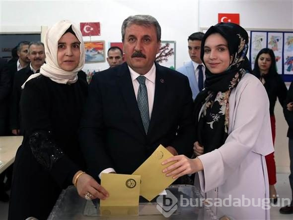 Siyasiler oyunu kullandı
