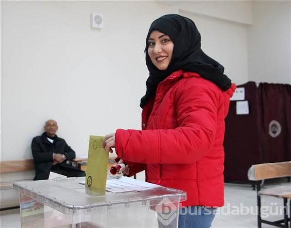 Türkiye sandık başında!