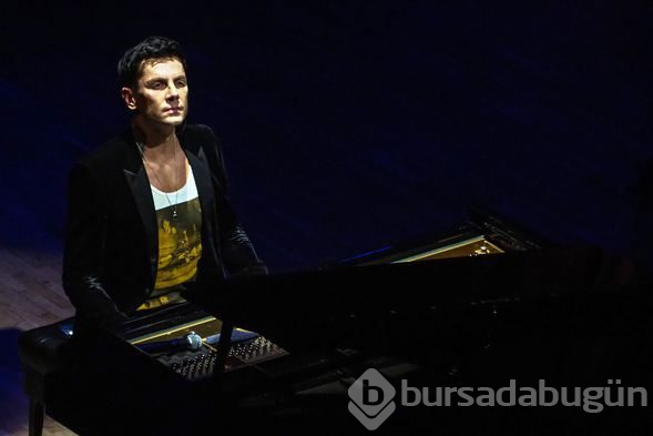'İlham müziğin kendisinden geliyor'
