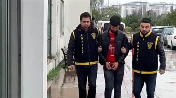 Genç kadına dehşeti yaşattı, arkadaşına hediye etti
