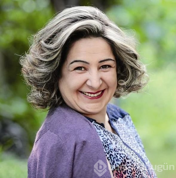 Zeynep Kankonde: Kusura bakma Neslihan Atagül
