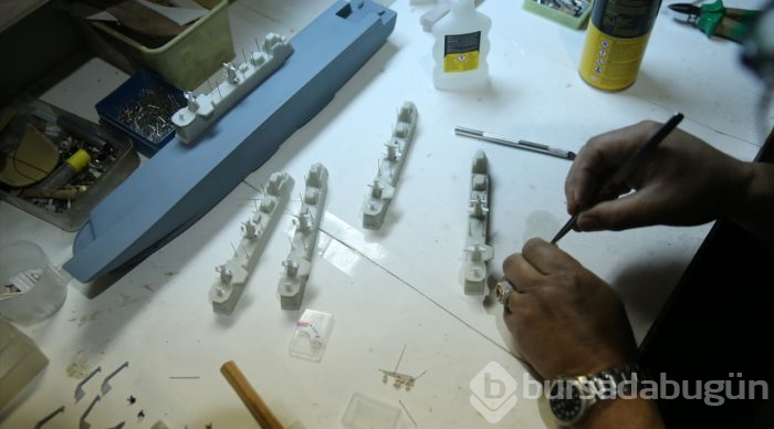 "Yüzen askeri üs" denizle buluşmadan maketini yaptı
