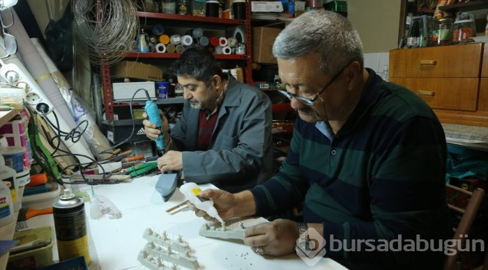 "Yüzen askeri üs" denizle buluşmadan maketini yaptı
