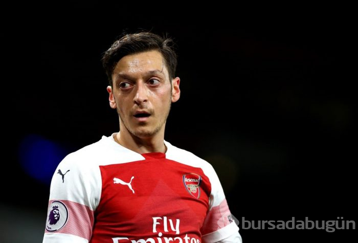 Bollywood yıldızı Shah Rukh Khan'ın Mesut Özil hayranlığı