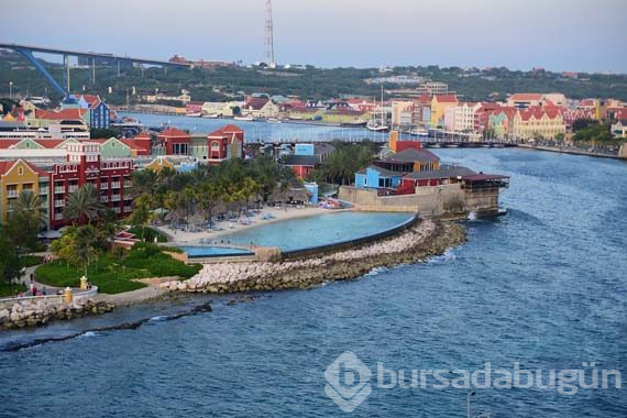 Karayiplerin en renki adası Curaçao
