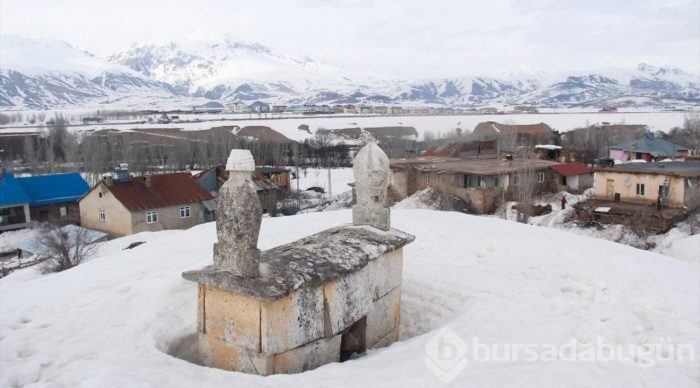 Ovacık baharda "kara kışı" yaşıyor
