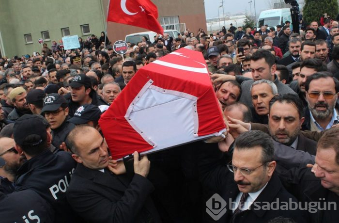 Öğrencisinin öldürdüğü öğretmen için toplandılar