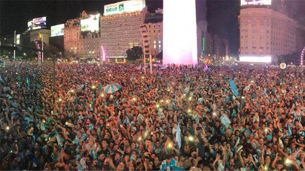Arjantin'de ölünce bile bitmeyen aşk: Racing Club
