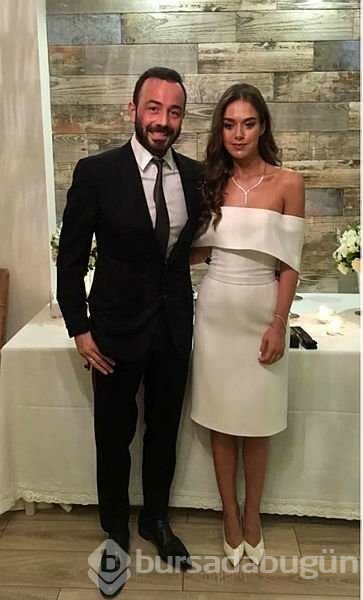 Oyuncu Bensu Soral, ev haliyle takipçilerini büyüledi!
