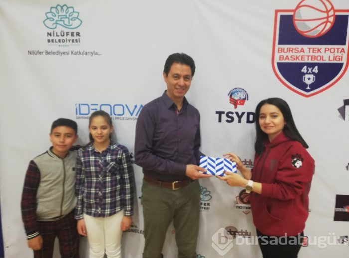 Bursa Tek Pota kasırgası esiyor