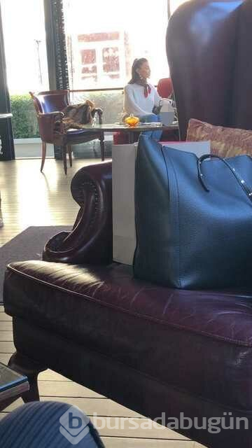 Özge Ulusoy sevgilisi Faruk Çolakoğlu ile görüntülendi
