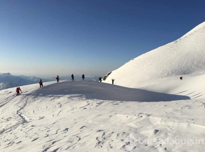 Cilo Dağı'nda zirve yaptılar, dönüşte helikopterle alındılar